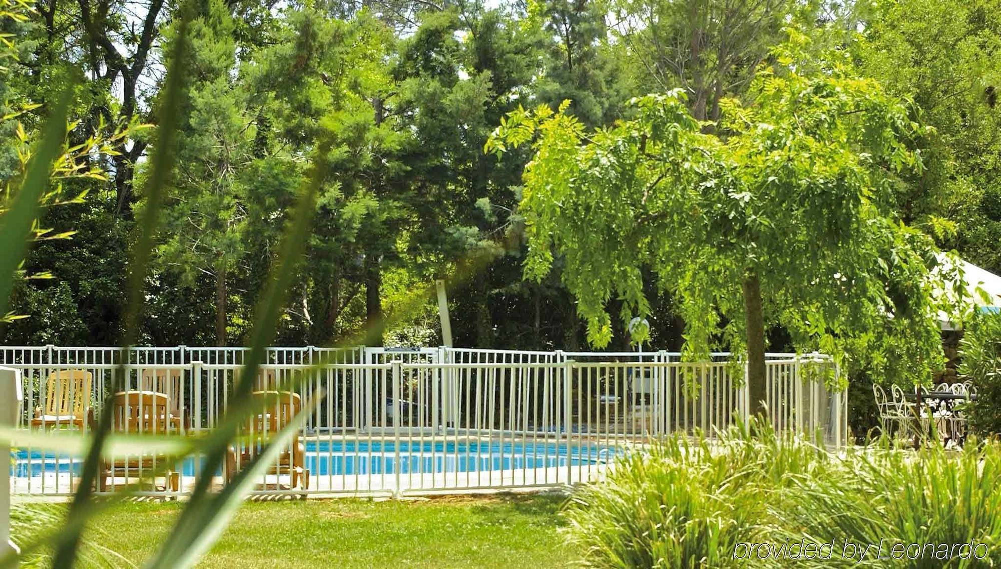 Ibis Budget Brignoles Provence Eksteriør bilde
