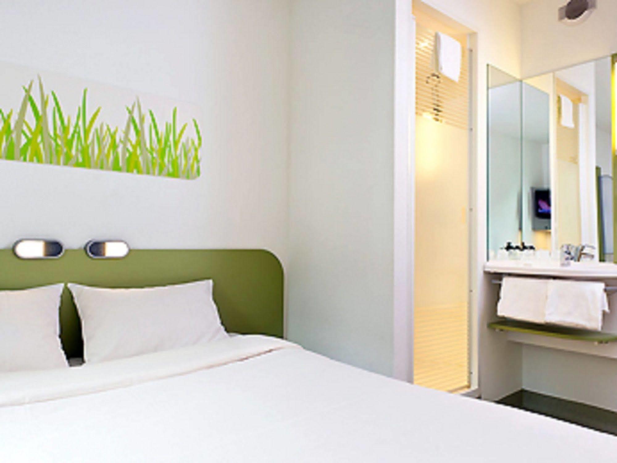Ibis Budget Brignoles Provence Eksteriør bilde